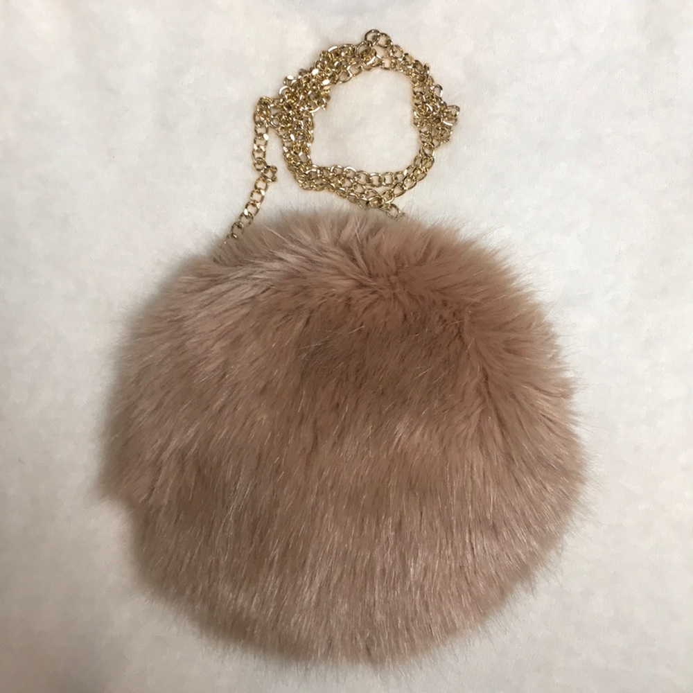 Y2K Pink Furry Bag w/ Gold Chain